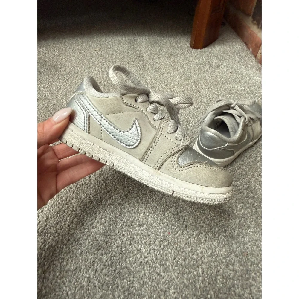 Nike Air Jordan 1 Low Toddler 8C Metallic Silver Grey Sneakers